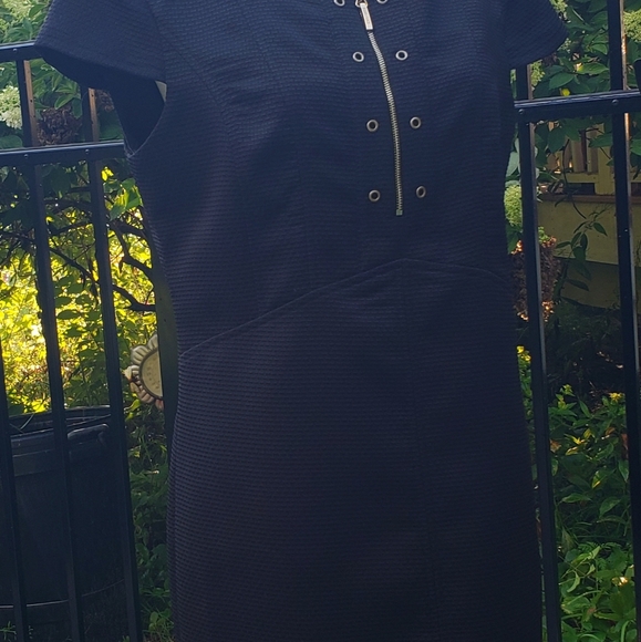 Ellen Tracey 8P Black Cap Sleeve Dress - Picture 3 of 4